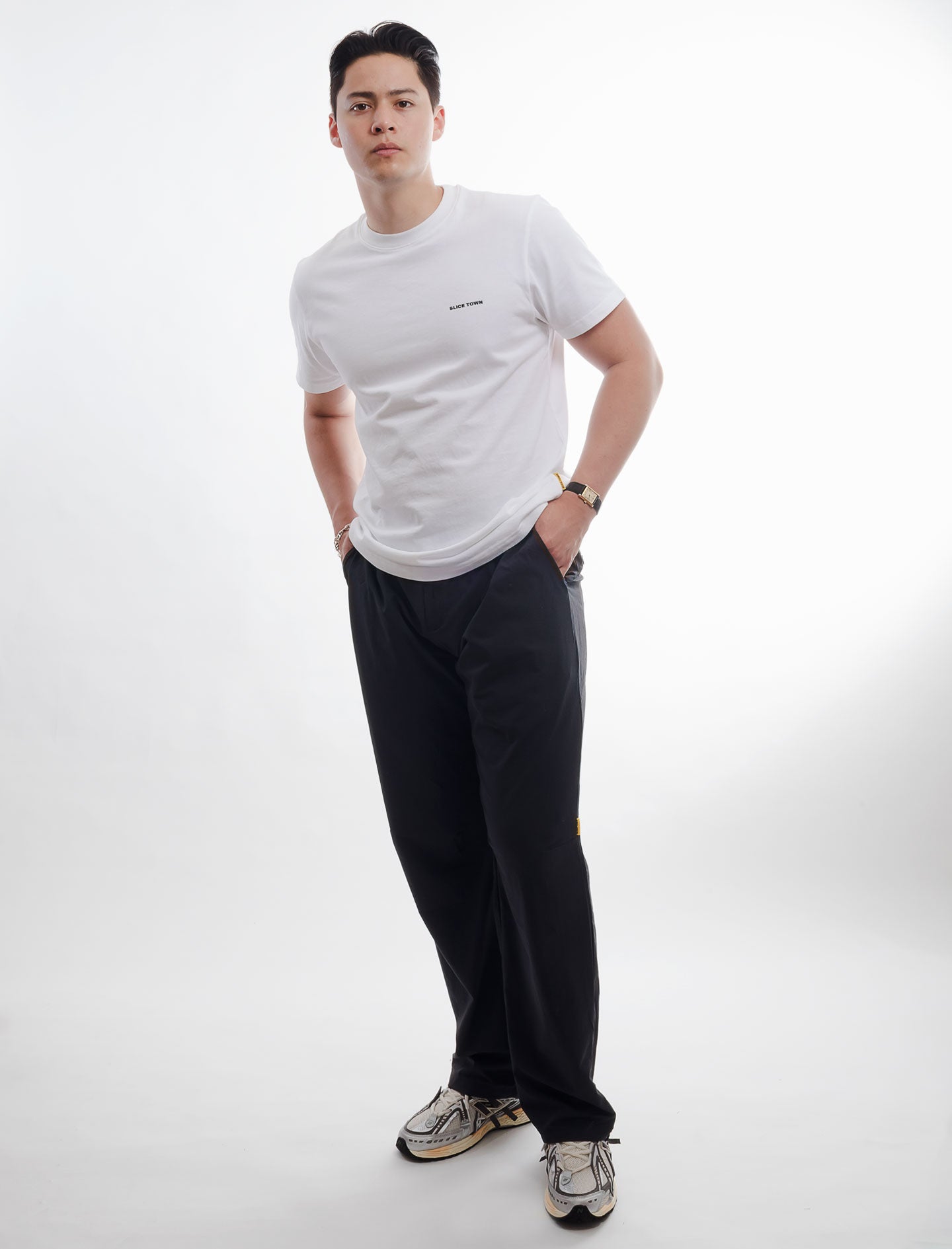 T-shirt med normal passform, vit